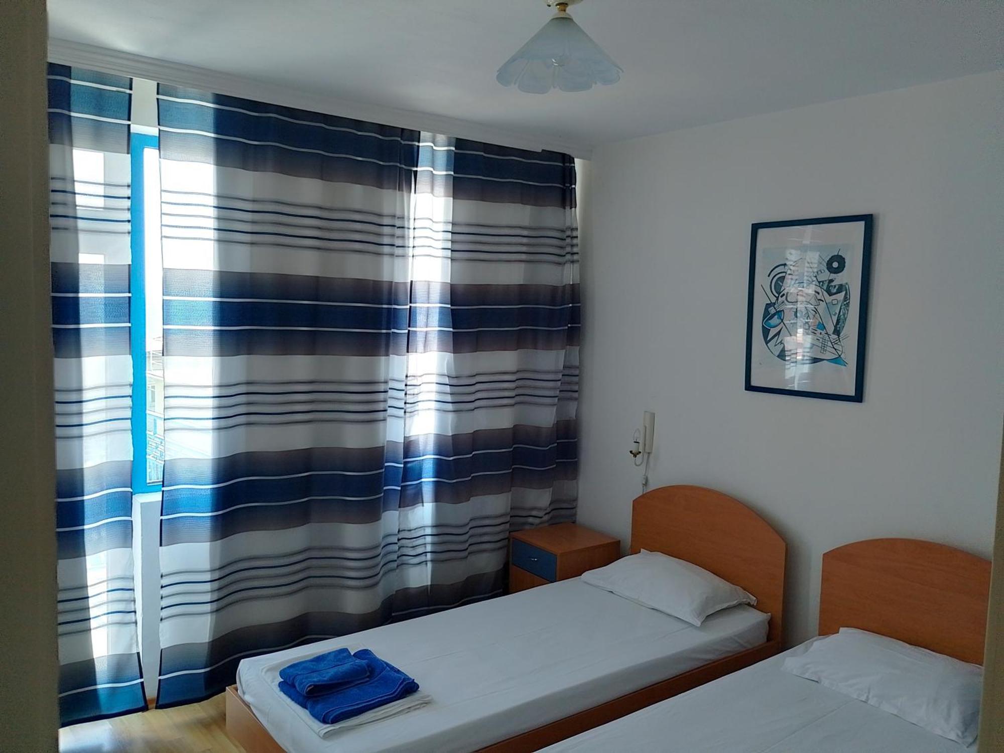 Lira Sto Apartments 帕莫瑞 外观 照片