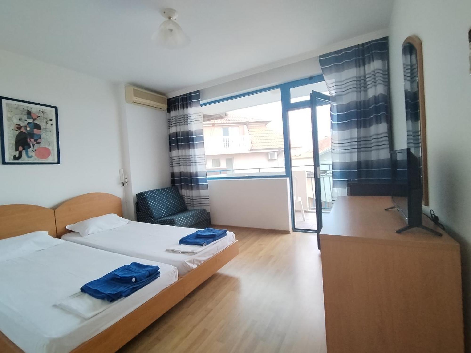 Lira Sto Apartments 帕莫瑞 外观 照片