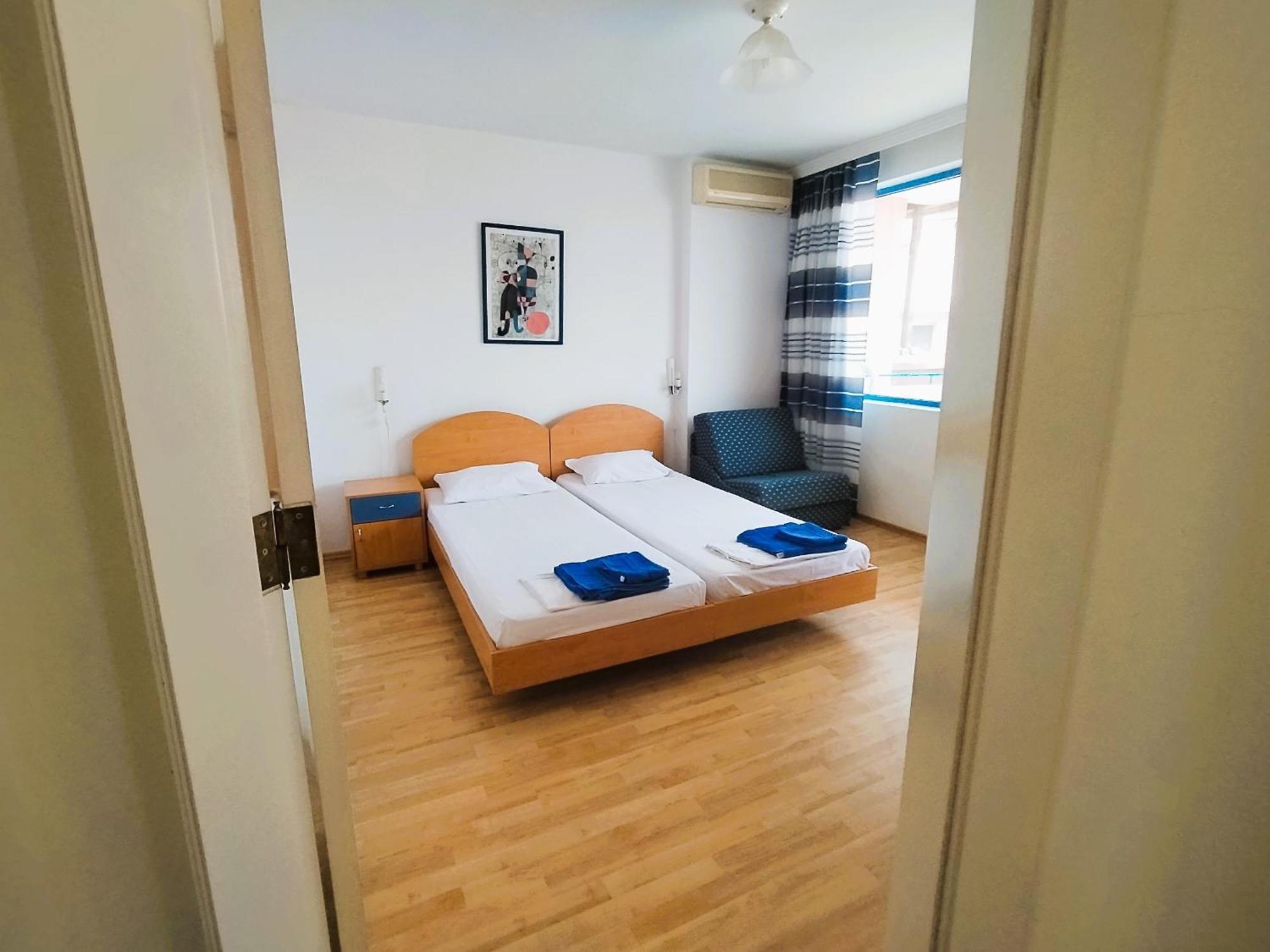 Lira Sto Apartments 帕莫瑞 外观 照片