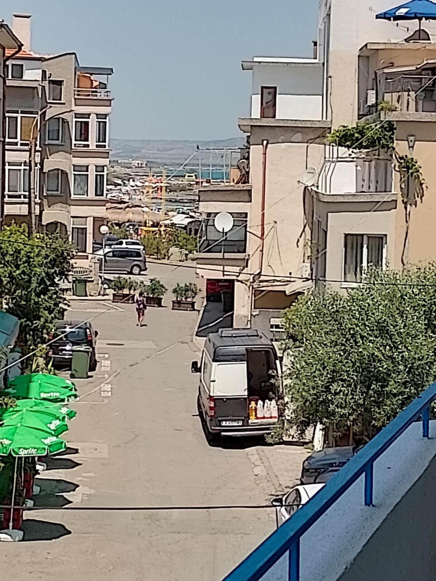 Lira Sto Apartments 帕莫瑞 外观 照片