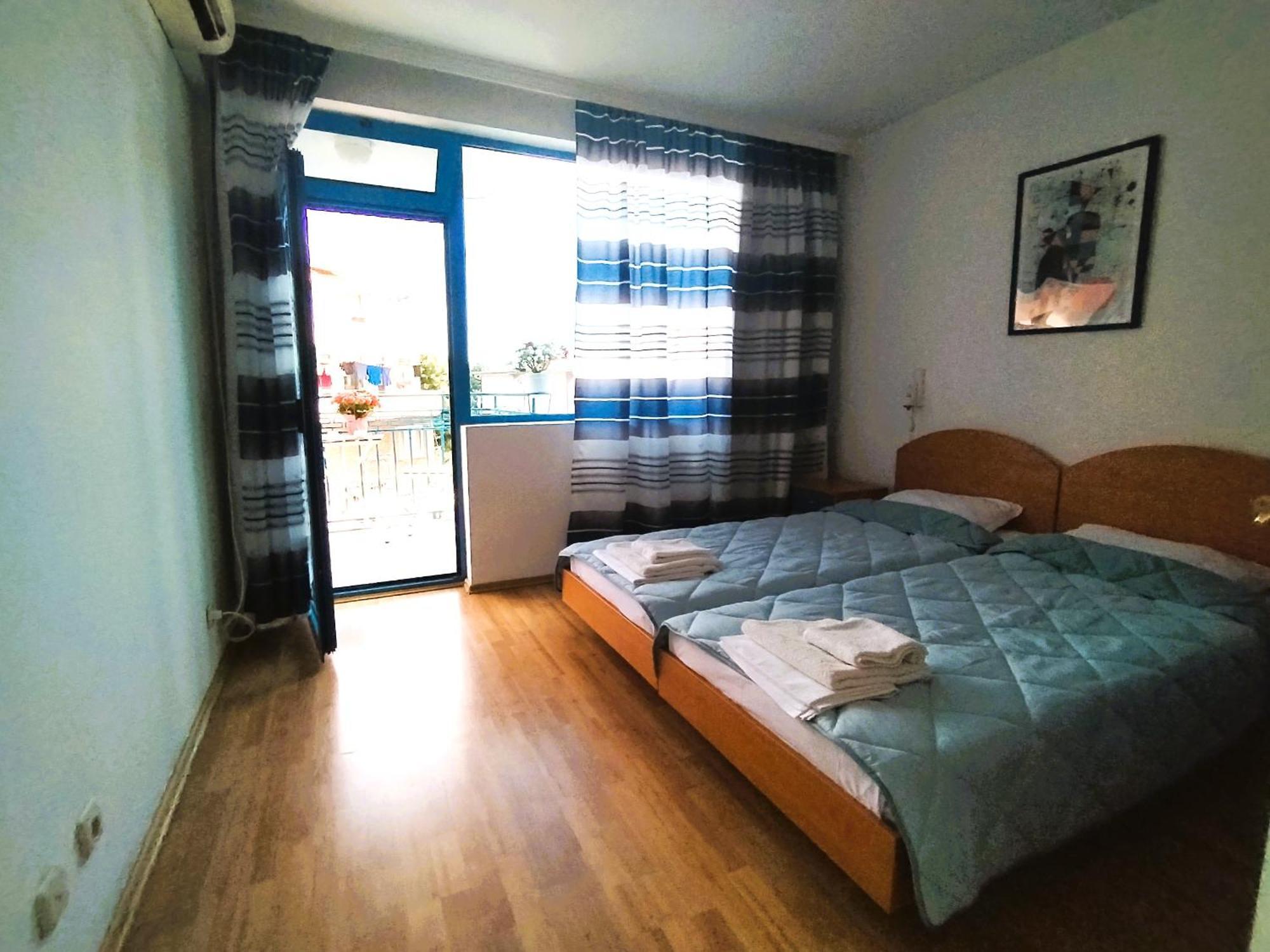 Lira Sto Apartments 帕莫瑞 外观 照片