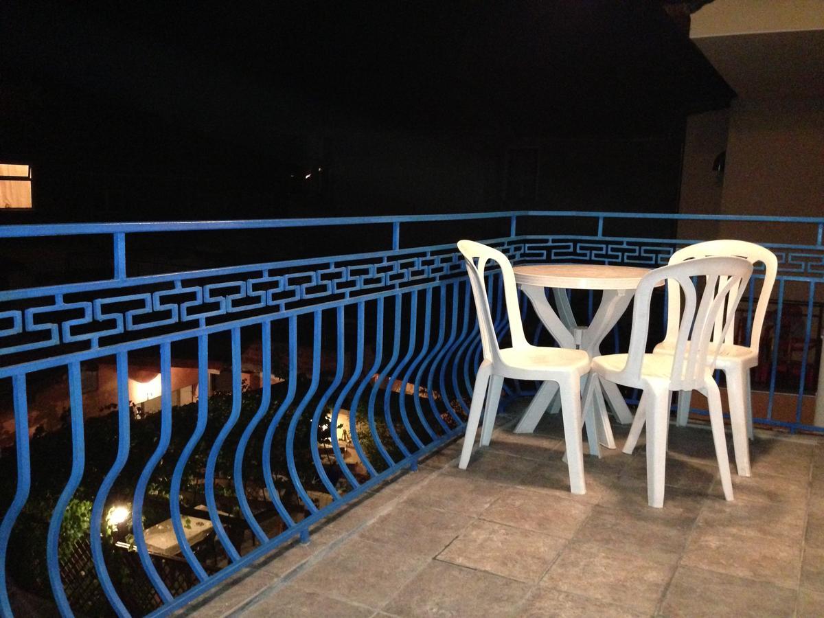 Lira Sto Apartments 帕莫瑞 外观 照片